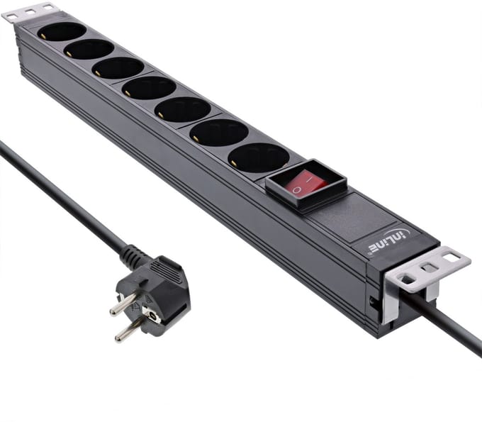 InLine® 19 contactdoos, 7-voudig aardingscontact, met schakelaar, 2m, zwart