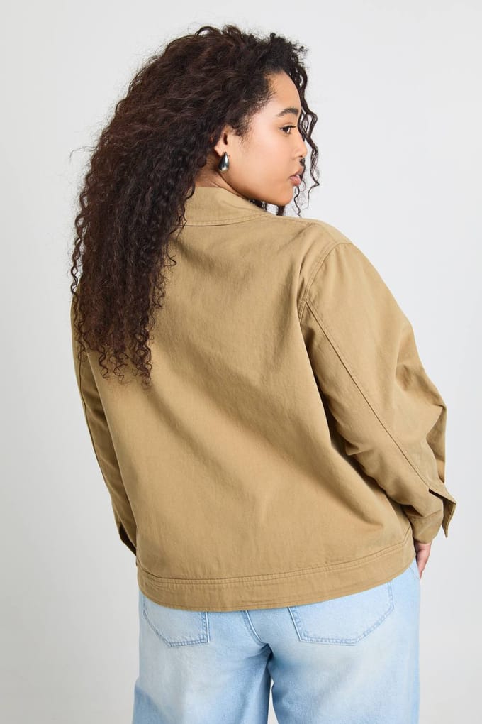 boohoo Dames Plus Twill Utility Oversized Shirt | Ecru | Maat: 44