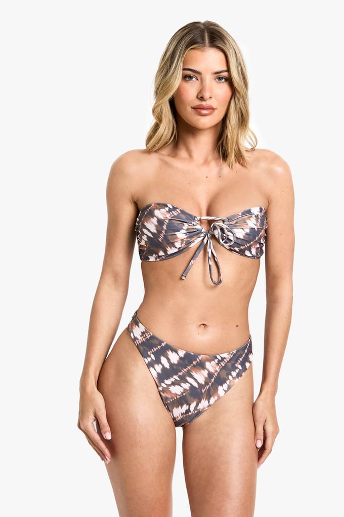 boohoo Dames Tie Dye Print V-Front Bikini Broekjes met Hoge Beenlijn | Maat: 34