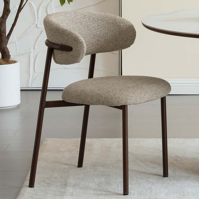 Milton & Oldbrook Eetkamerstoel Hamina Zand - Walnootlook
