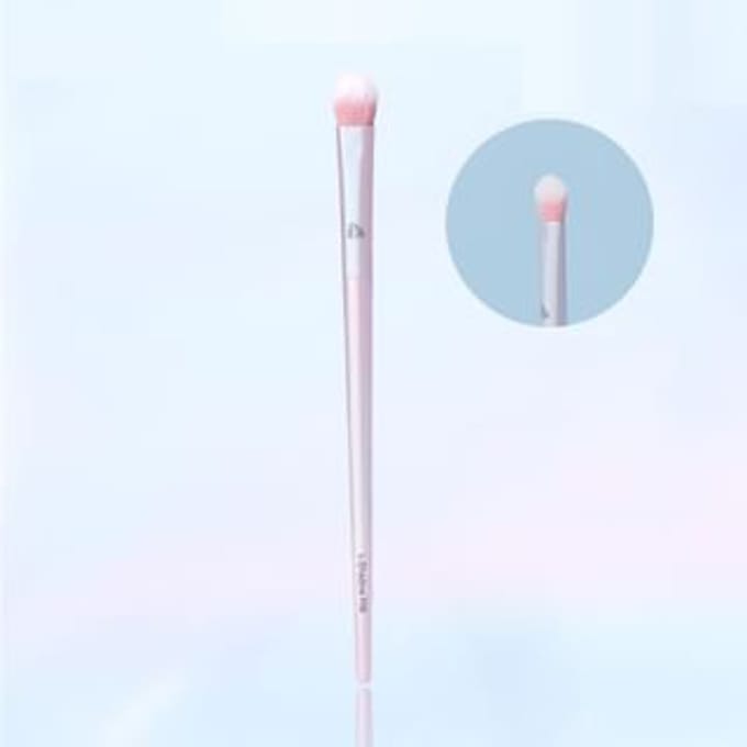 BLJ - Fireworks Series Large Eyeshadow Brush #F06 Large Eyeshadow Brush - 1pc