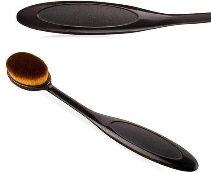 *** Foundation Kwast met PerfecteFinish Brush - Verzorging Make up - van Heble® ***