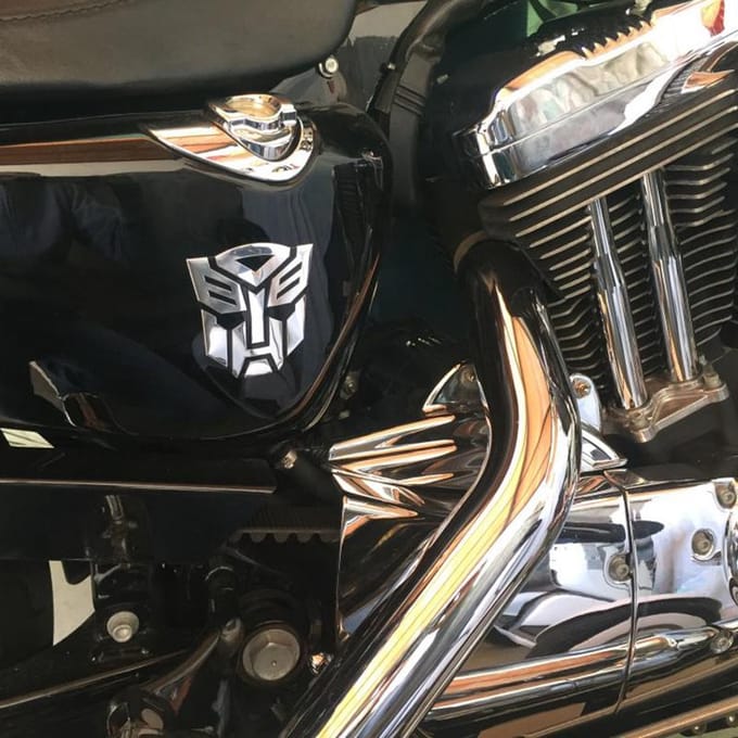 Autocollants de style de voiture 3D, décalcomanies avec Logo Autobots Cool, décoration de voiture de moto et de vélo A