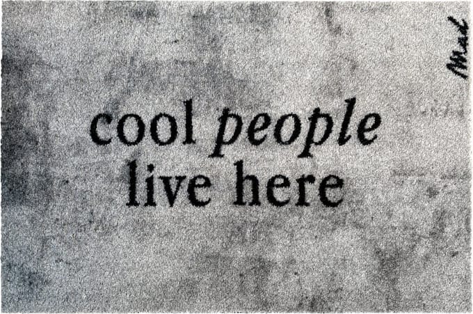 Mad About Mats - Bettie - deurmat - cool people live here - schoonloop/scraper - wasbaar - 50x75cm