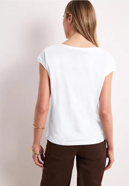 Shirt met boothals en decoratief detail
