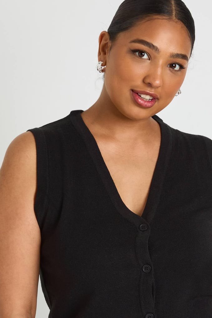 boohoo Dames Plus Lichtgewicht Weste met knoopsluiting | Black | Maat: 28