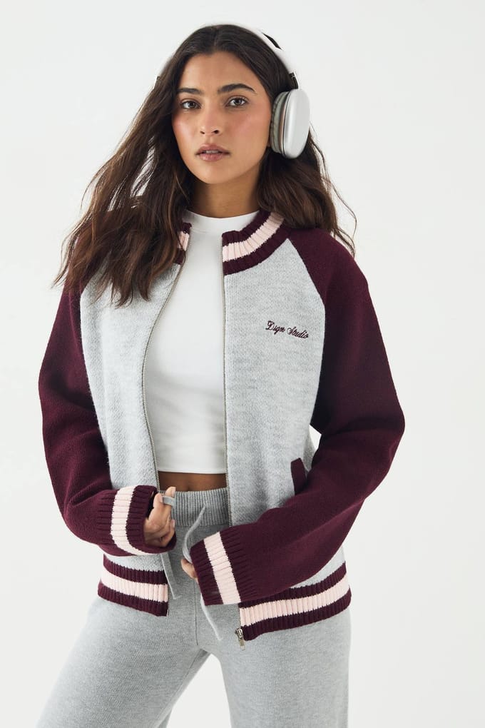 Dames DSGN Studio Oversized Gebreide Col Bomber | Burgundy | Maat: Large