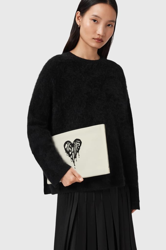 AllSaints Izzy Heart Clutch White Größe: OS | Clutches Outlet | Damen | Weiß