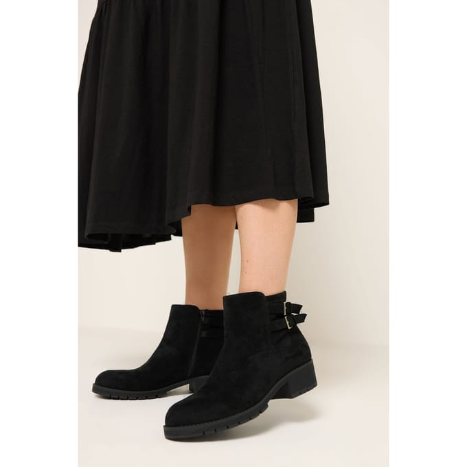 Yours Zwarte Chelsea Boots Met Dubbele Gesp In Brede Epasvorm Size 40E