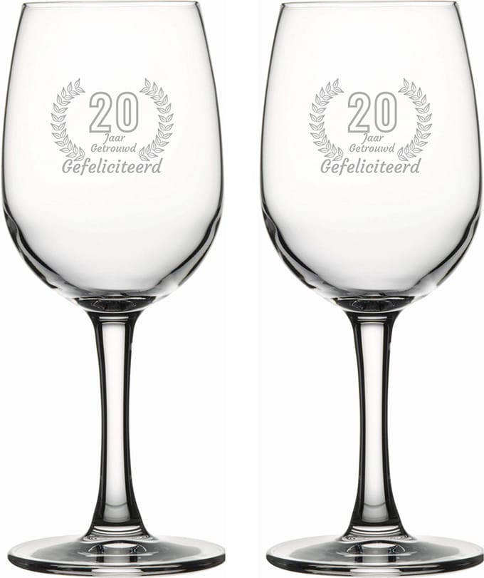 Gegraveerde set witte wijnglazen 26cl Gefeliciteerd 20 jaar getrouwd