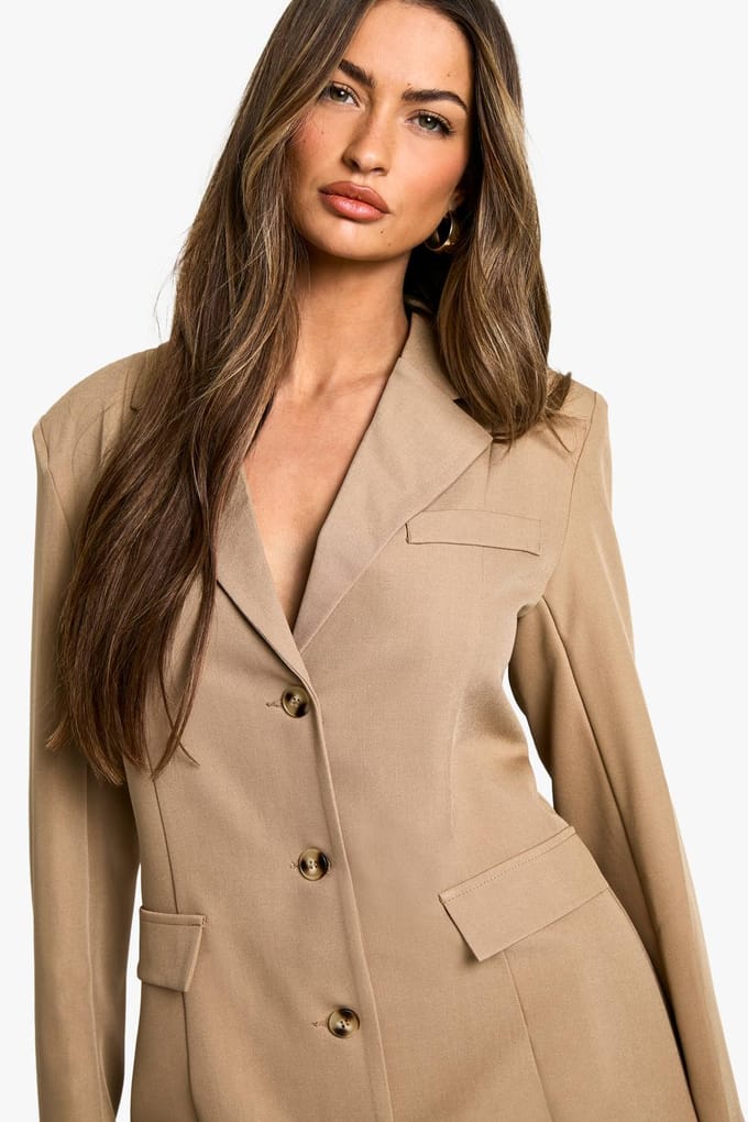 boohoo Dames Boxy Button Down Blazer Jurk | Taupe | Maat: 36