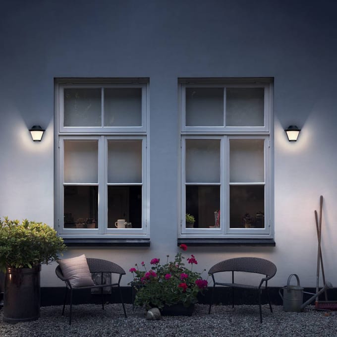 Philips Serres myGarden - zwarte buitenwandlamp