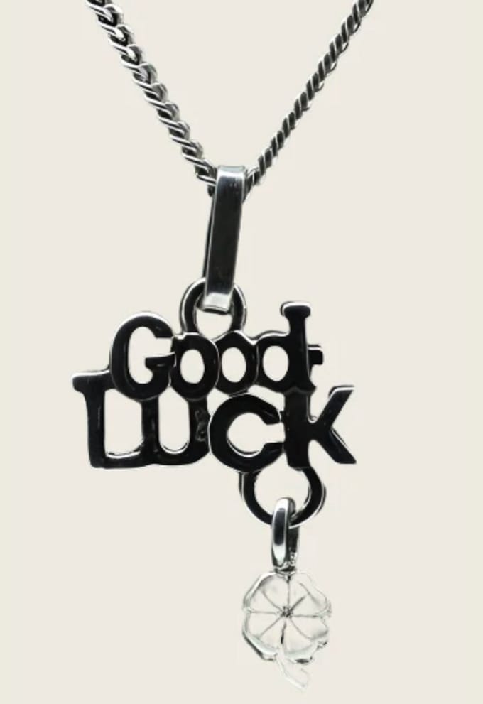 Zilveren Good luck ketting hanger