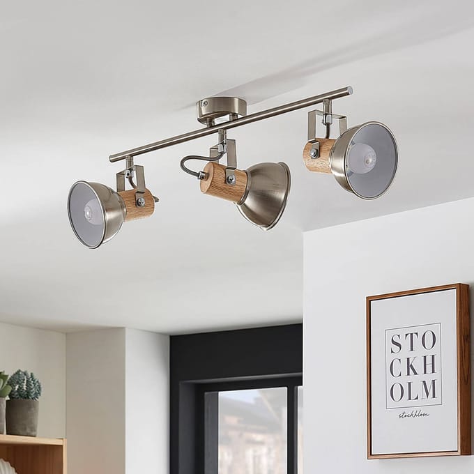 Lindby Plafondlamp Dennis met hout, 3-lamps, langwerpig