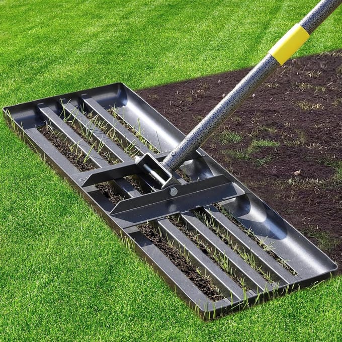 Gazon Nivelleerhark - Tuinhark Bodem - Gazon Egaliseren - Verstelbare Handgreep - 71-152 cm - Zwart