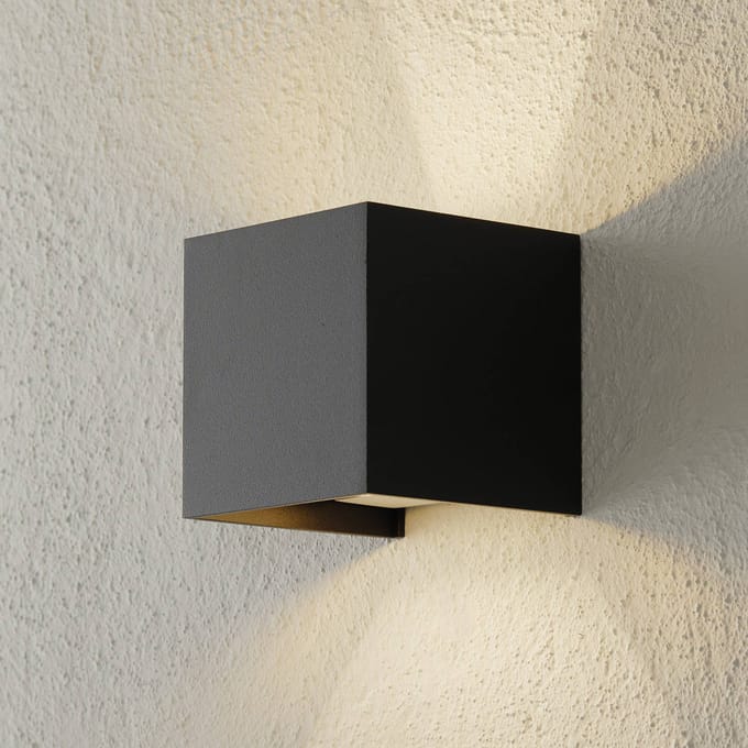 Helestra Siri 44 buitenwandlamp up/down zwart