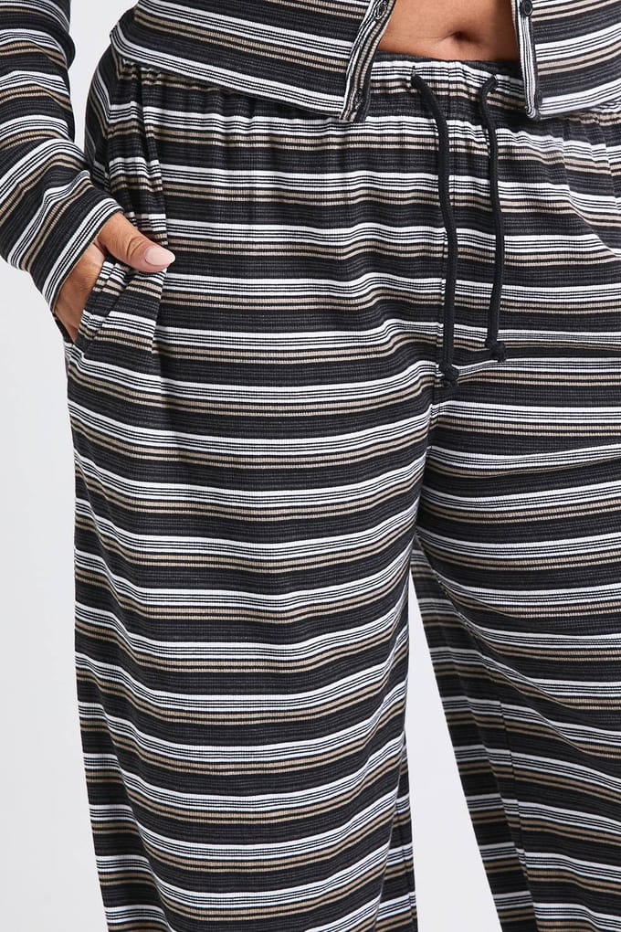 boohoo Dames Plus Stripe Broek met wijde pijpen | Zwart | Maat: 52