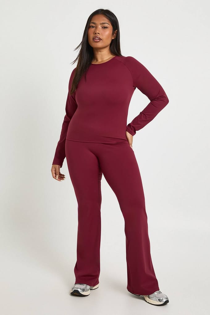boohoo Dames Plus superzachte hoge taille uitlopende legging | Bessen | Maat: 48