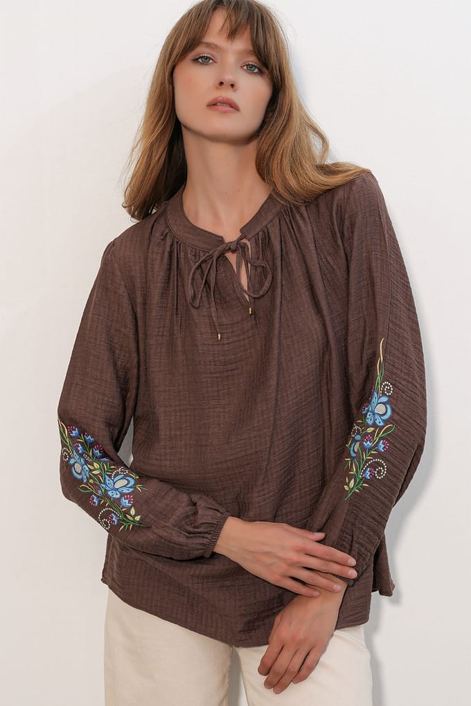 Geborduurde Oversized Crêpe Bloes