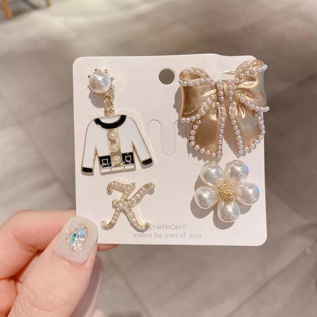 Broches Luxueuses Tridimensionnelles Faites à la Main Rétro Perle Camélia Chiffre Ruban Broches white