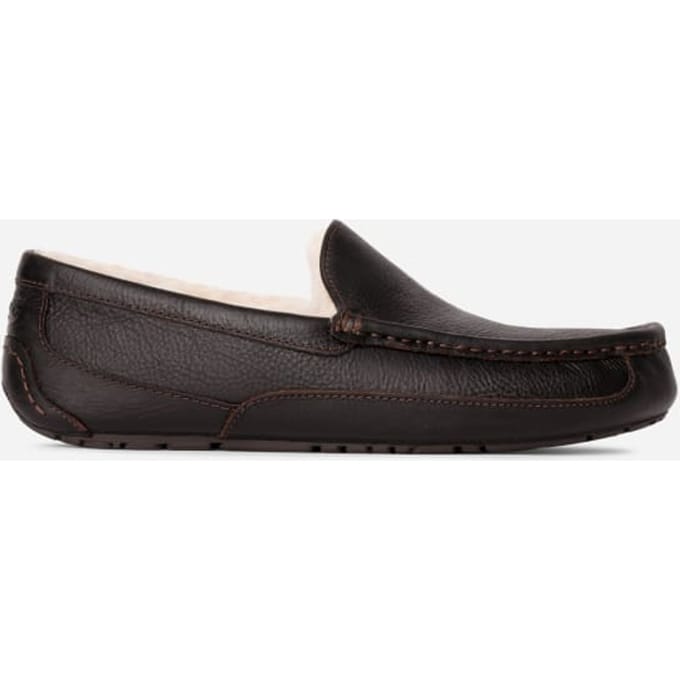 UGG® Ascot Slipper for Men in Dark Spice, Size 7, Leather/Wool
