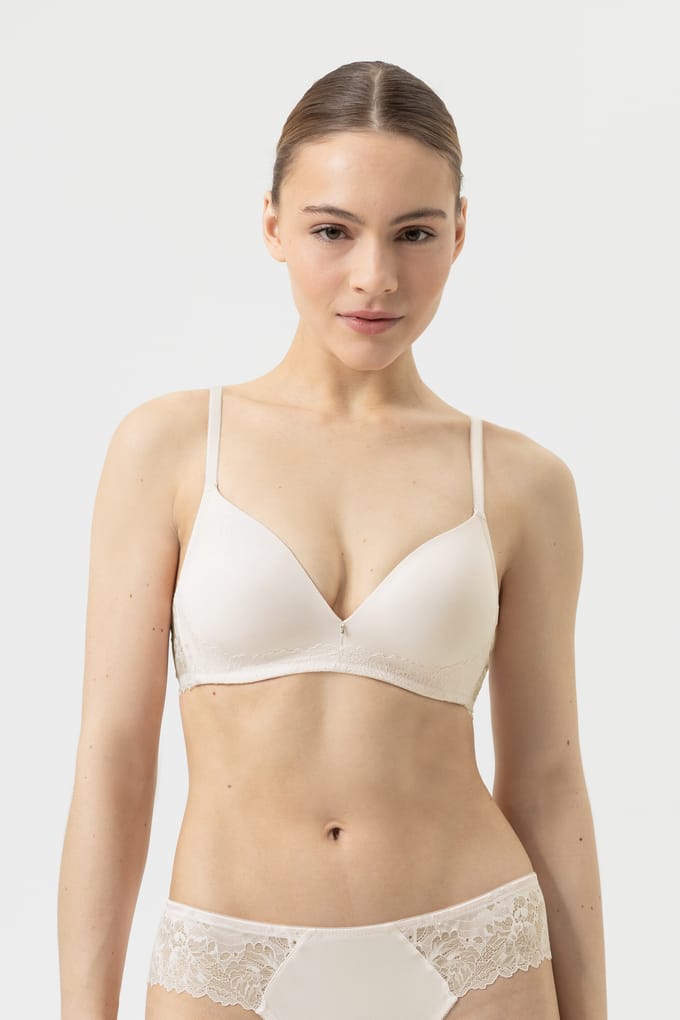 Bi-stretch beha, beugelloos Serie Luxurious Champagne