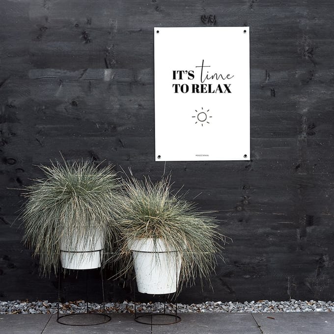 MOODZ design | Tuinposter | Buitenposter | It's time to relax | 70 x 100 cm | Wit