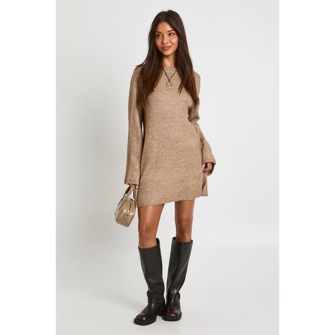 boohoo Dames Crew Neck Flared Sleeve Gebreide Mini Jurk | Taupe | Maat: Medium