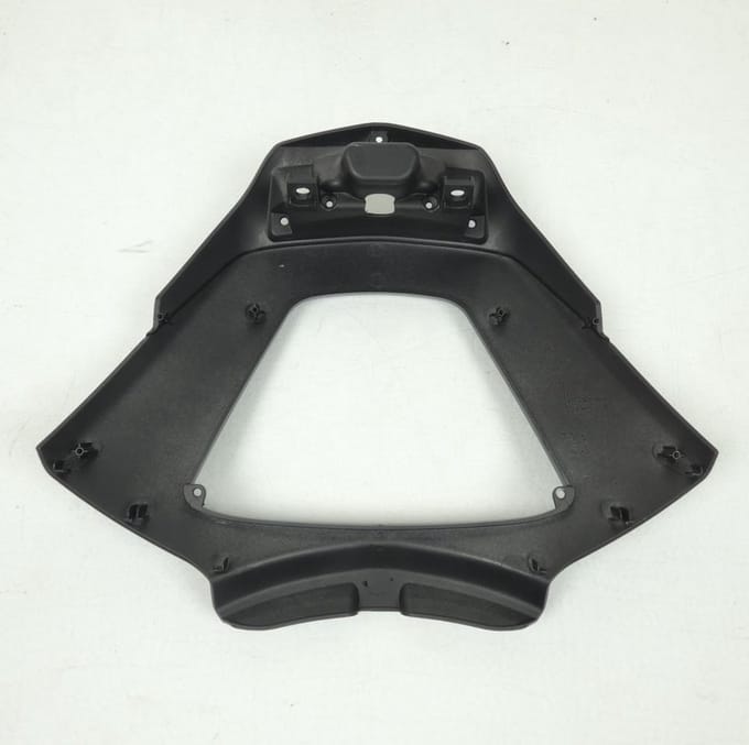 Entourage grille radiateur pour scooter Piaggio 500 MP3 2011 à 2013 65579560NI