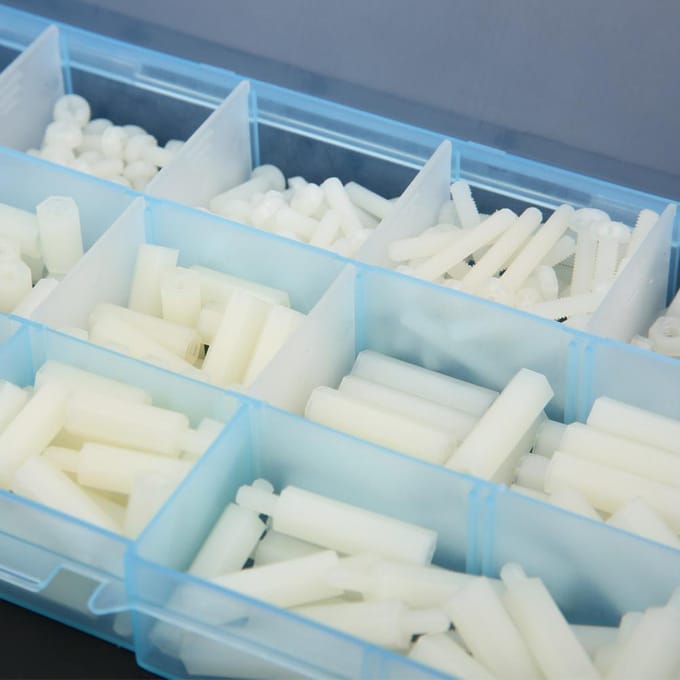 310 stuks doos M3 Nylon Schroef Moer Ring Mannelijk Vrouwelijk Vrouwelijk Vrouwelijk Standoff Assortimentskit(Wit )