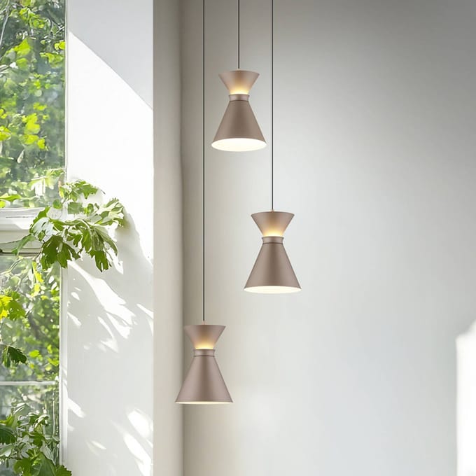 Helestra LED hanglamp LUK, 3-lamps, bruin, dimbaar