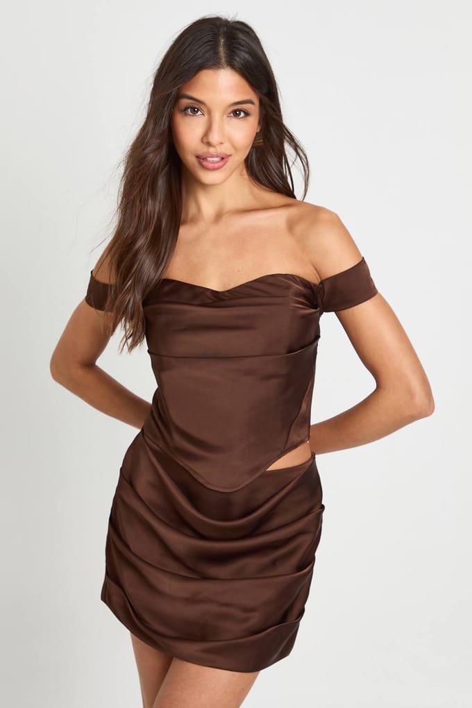 boohoo Dames Satijn Bardot Korsettop | Espresso | Maat: 34
