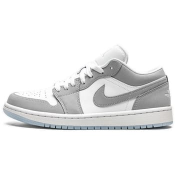 Jordan 1 Low Sneakers Dames - Wit - Maat 40 - Leer, Synthetisch