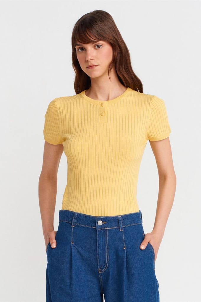 Geribbelde Korte Mouwen Knopblouse
