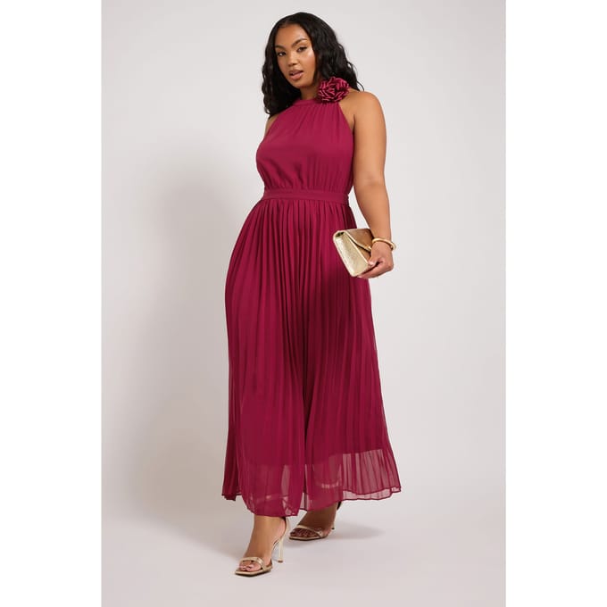 Yours London Geplooide Maxijurk Met Corsage In Rood Size 50