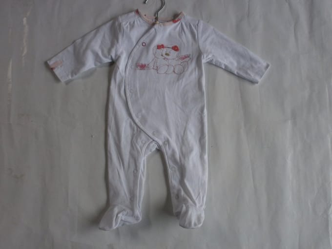Noukie's , pyjama in katoen wit 6maand voor meisje