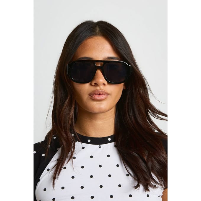boohoo Dames Pilotenzonnebril Met Dikke Montuur | Zwart