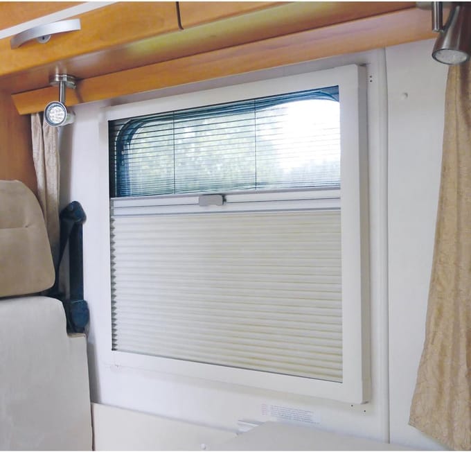 Remibase 2 Crèmewit 900x520