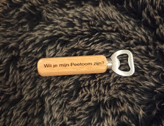 Flessenopener peet oom