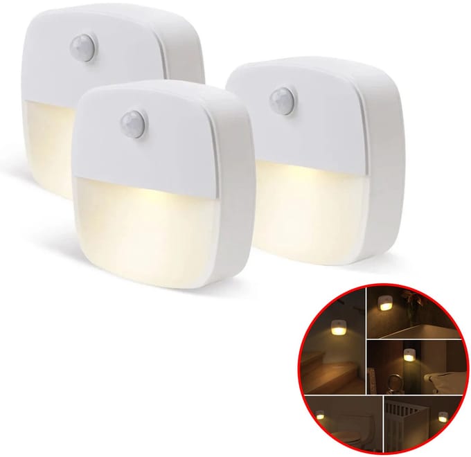 Best Active Nachtlampje - LED Wandlamp met Bewegingssensor - Set van 3 Stuks - Dag- en Nachtsensor - Warm Wit Licht - Wit