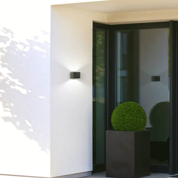 FHL easy! Magnetics Wandlamp (Accu) - 1x 2W LED (incl.) - 10,5cm x 8cm x 10,5cm - USB-oplading