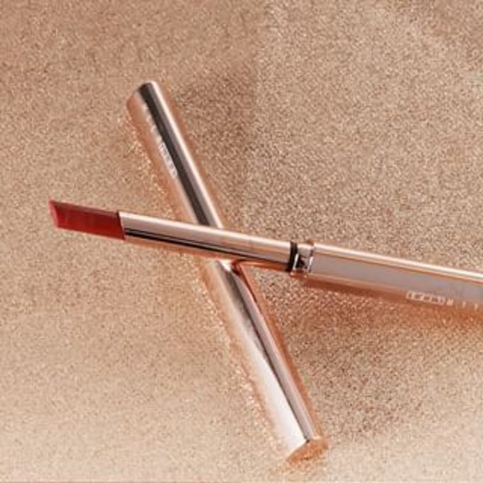 E.L.G - Small Tube Kissable Lipstick 02 Date Red