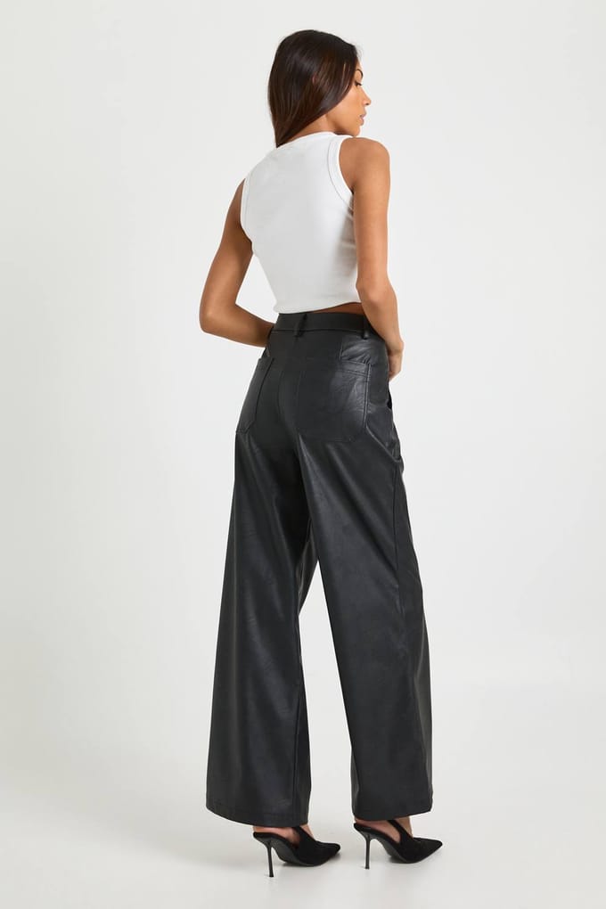 boohoo Dames Lange nepleren palazzo-broeken | Zwart | Maat: 44