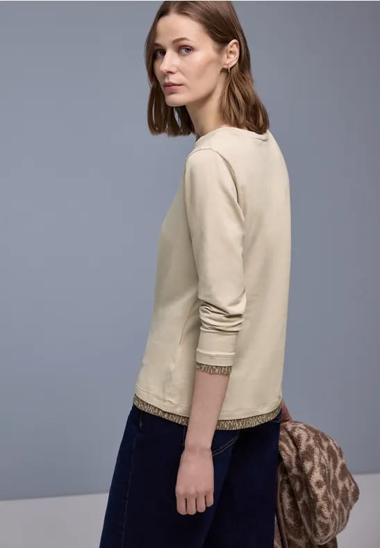 Shirt met leo details