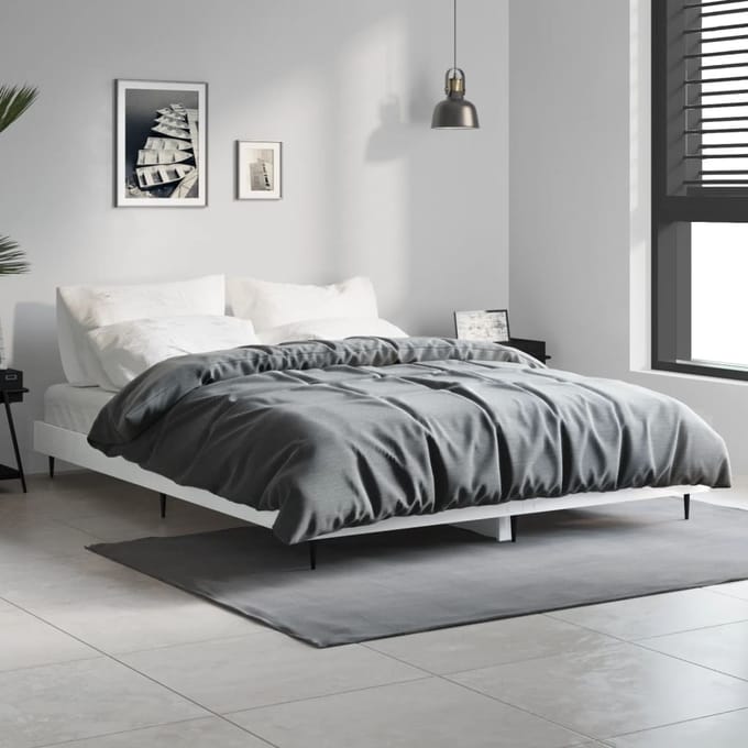 vidaXL - Bedframe - bewerkt - hout - hoogglans - wit - 135x190 - cm