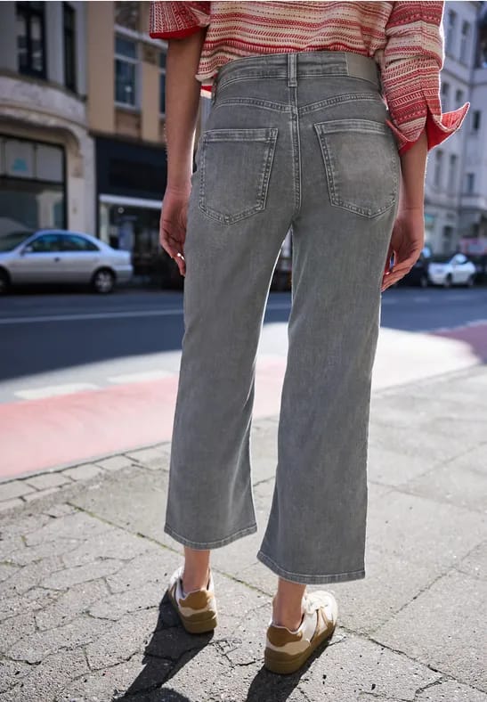 High Waist Wide Legs jeans in Loose Fit