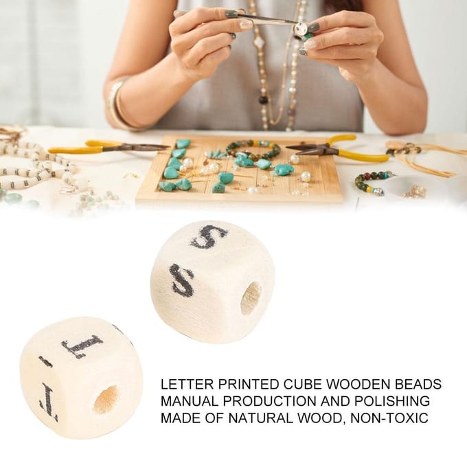 200pcs 10mm Perles de Bijoux DIY Lettre Imprimée Cube Blanc Perles d'Artisanat en Bois beige
