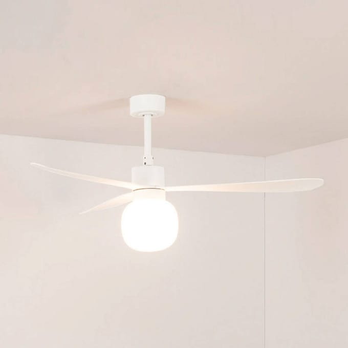 FARO BARCELONA LED plafondventilator Amelia Ball L, wit, gelijkstroom, stil, 132 cm