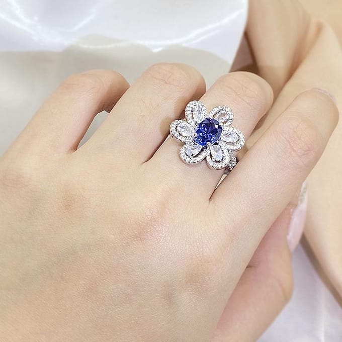 Nieuwe Mode Super Flash Chique Saffier Bloem Ring Vrouwelijke Opening Temperament Sieraden Feest Verjaardagscadeau Resizable