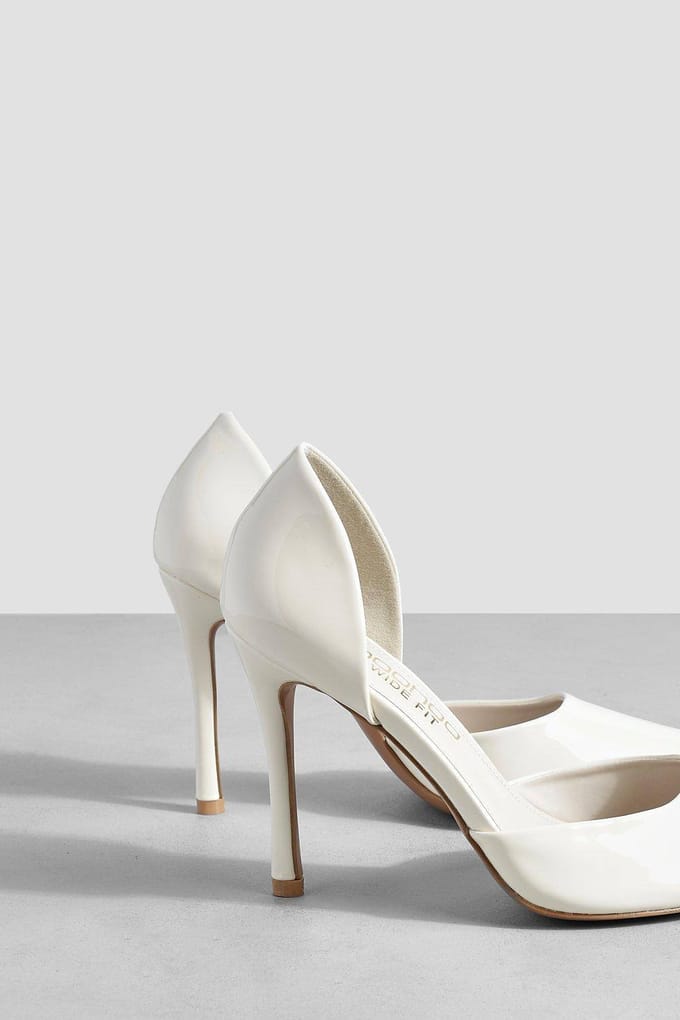 boohoo Dames Wide Fit Patent Cut Out Courtschoen | Ecru | Maat: 40